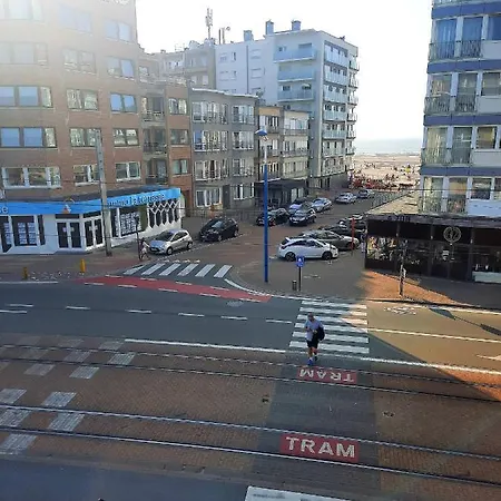 Zeezicht Sibeac *